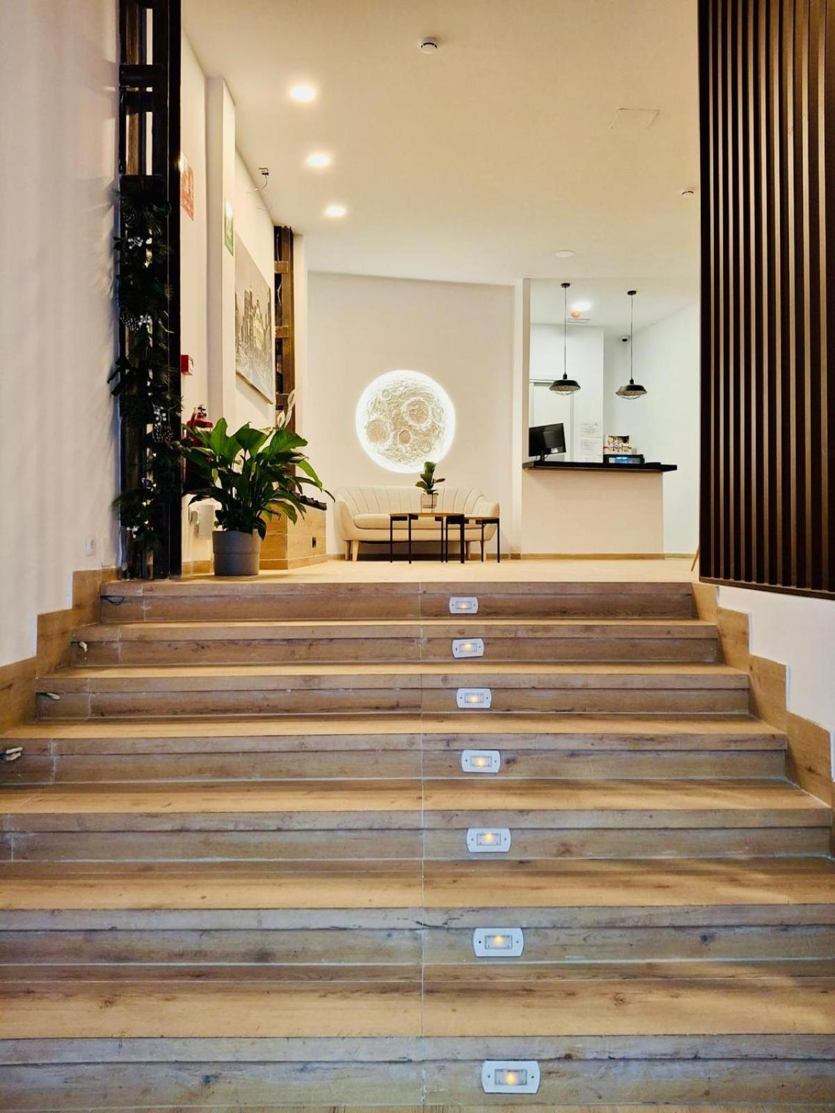 Urban Inn Мадрид Экстерьер фото