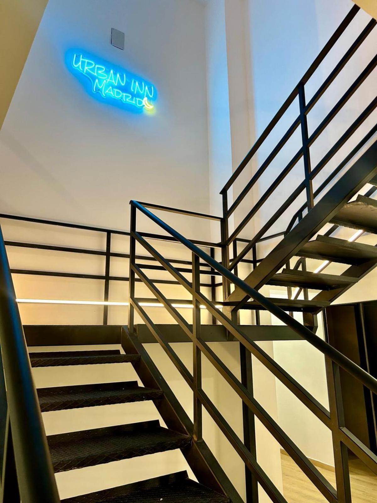 Urban Inn Мадрид Экстерьер фото